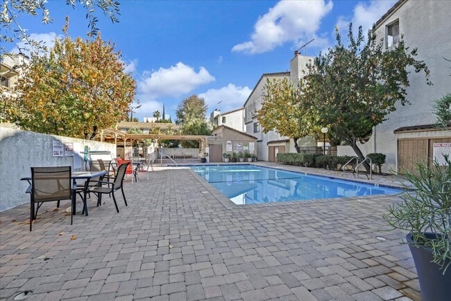 Building Photo - 20224 Sherman Way