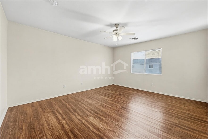 Building Photo - 5128 W Shumway Farm Rd