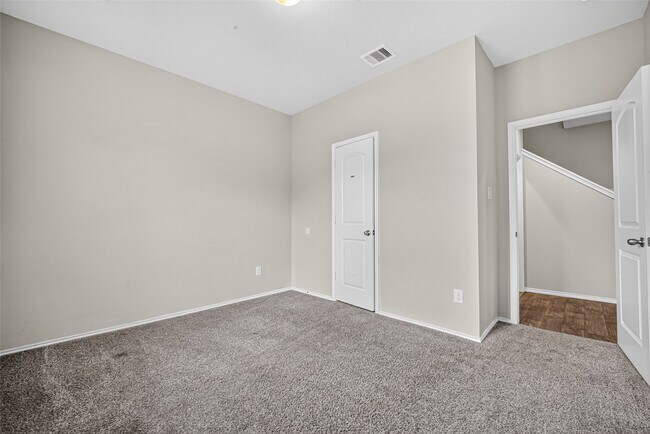 Building Photo - 2330 Georgina Falls Dr