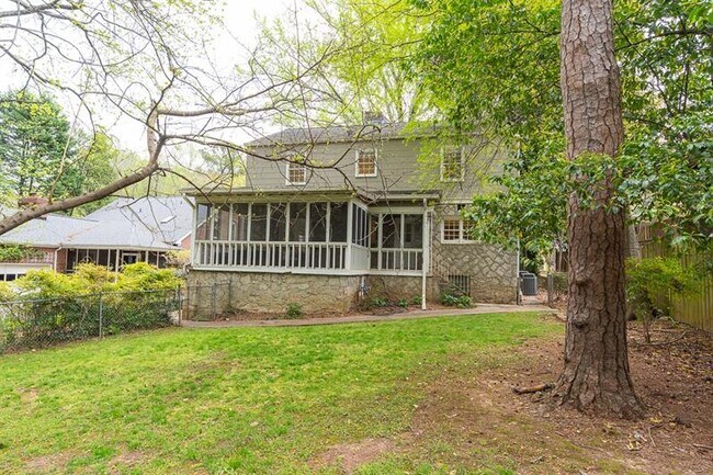 Building Photo - 65 Clarendon Ave