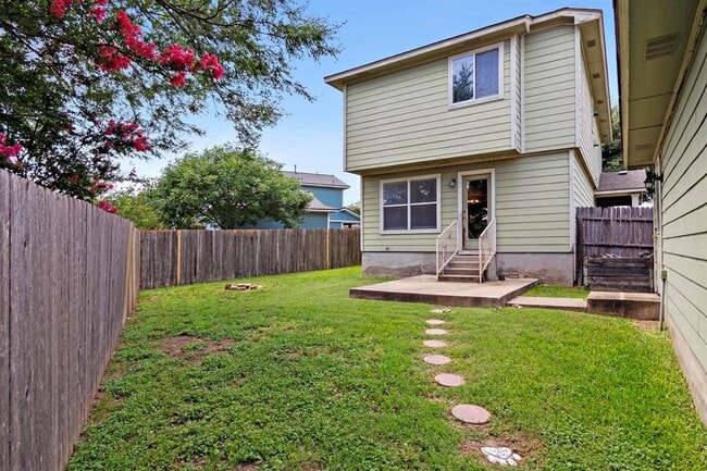 Building Photo - 2733 Crimson Sky Ct