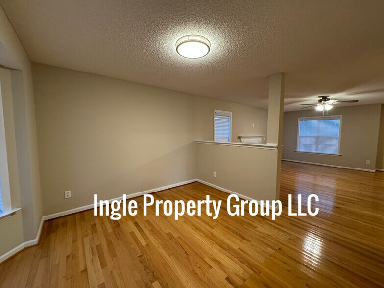 Building Photo - 18 Shapiro Ct