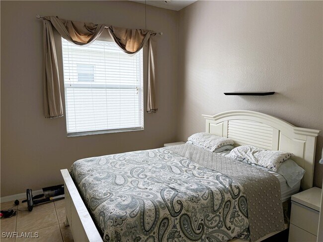 Building Photo - 2679 Blue Cypress Lake Ct