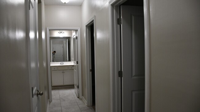 Building Photo - 97389 Harbor Concourse Cir