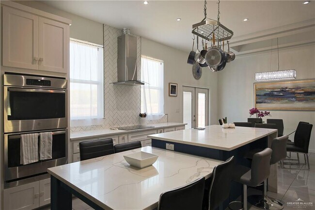 Building Photo - 34 South Dr