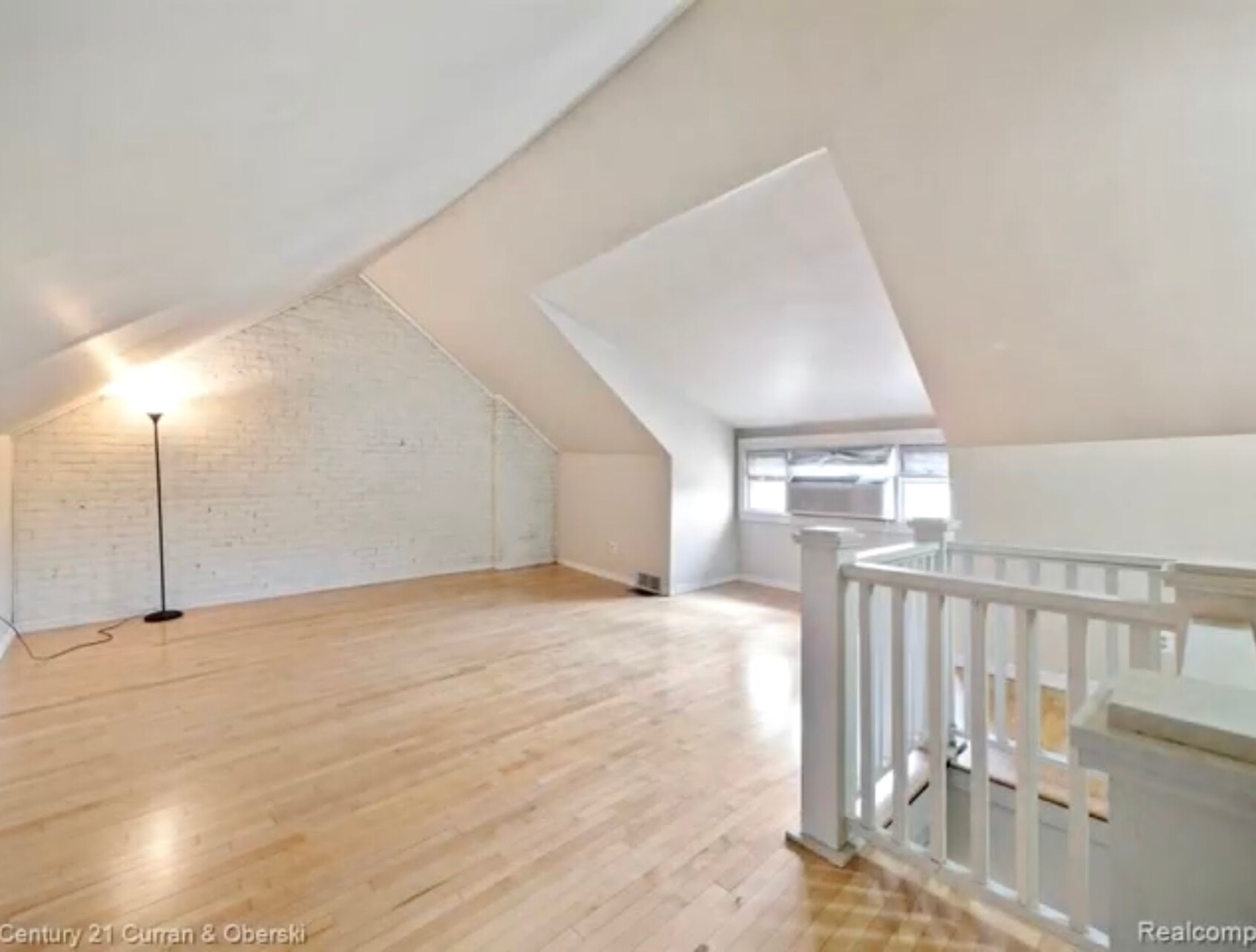 Large Loft style room - bedroom, exercise or office! - 455 E Ferry St