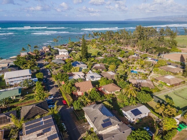 Building Photo - 68-046 Laau Paina Pl