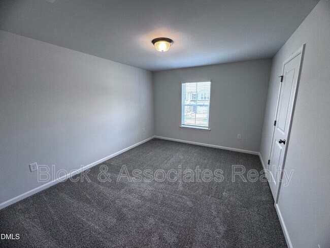 Building Photo - 203 Broomside Ave