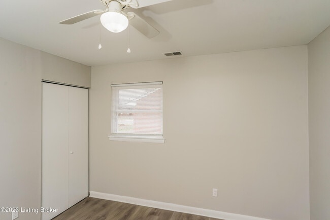 Building Photo - 3113 Maywood Pl