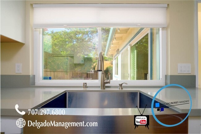 Building Photo - Benicia Southampton Hills! Gorgeous four b...