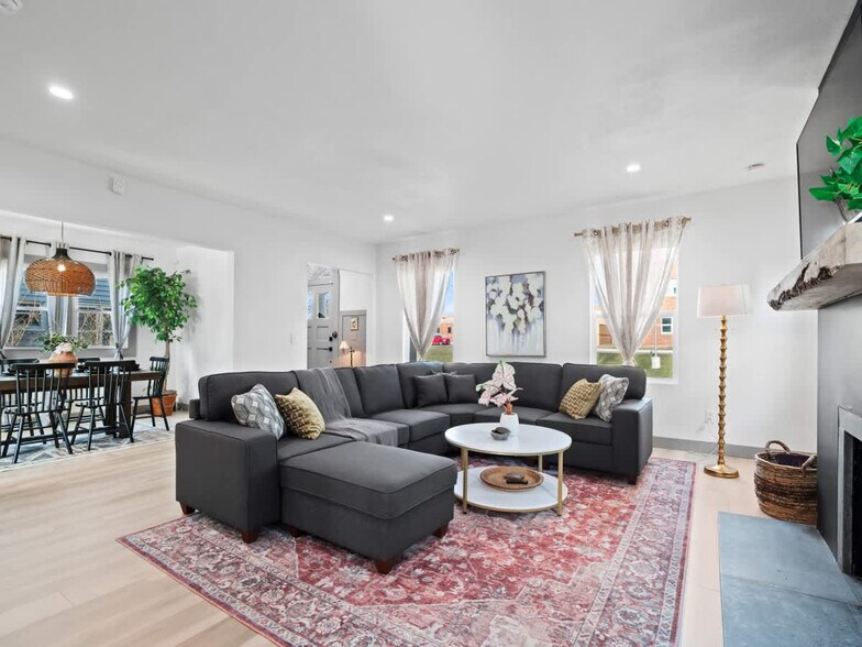 Building Photo - 432 N Firestone Blvd