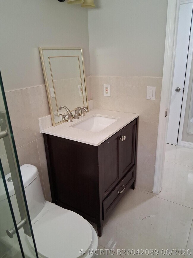 Building Photo - 212 Palmetto Dr