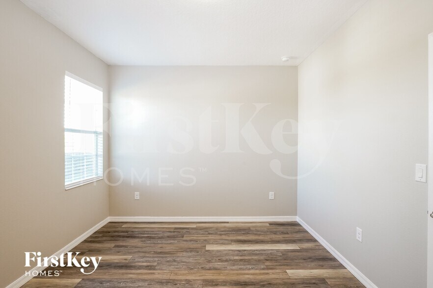 Building Photo - 1735 Boat Launch Road