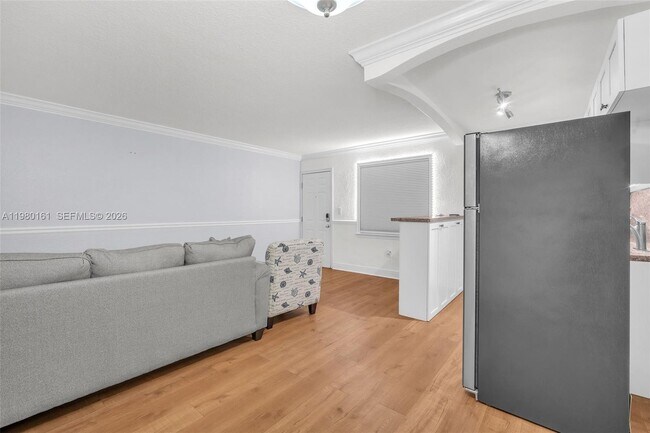 Building Photo - 3245 Virginia St