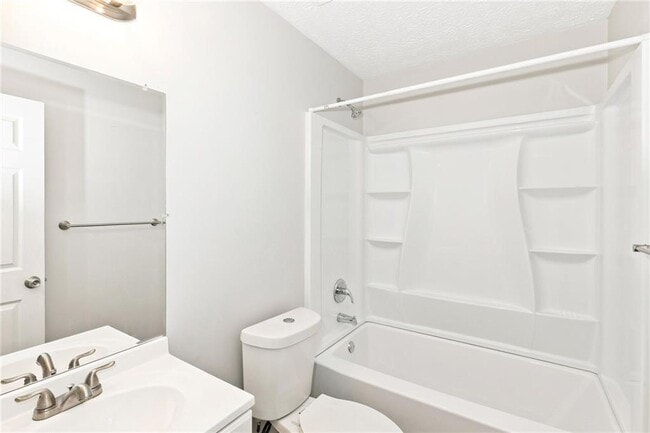 Building Photo - 9471 Bogey Ct