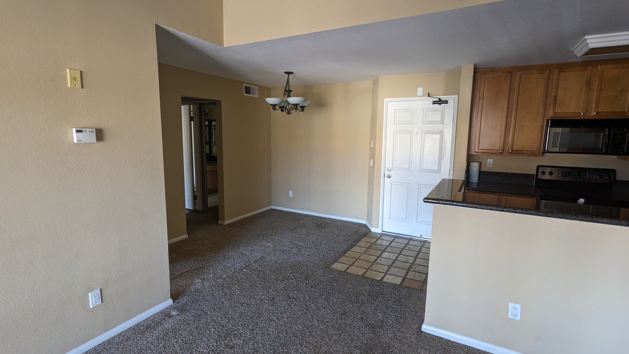 Building Photo - 7150 Shoreline Dr