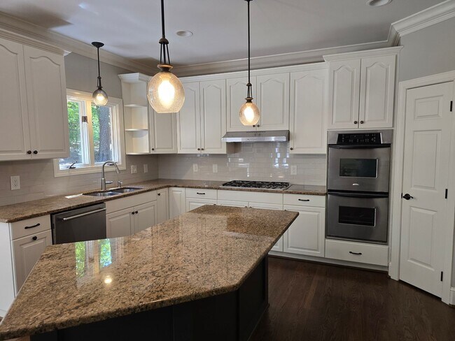 Building Photo - 102 Eyemouth Ct