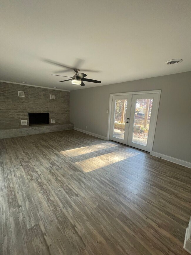 Building Photo - 11104 Concord Woods Dr