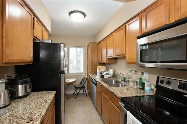 Building Photo - 100 Grandview Ct