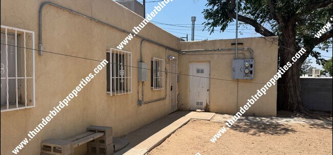 Primary Photo - 1622 Coal Ave SE