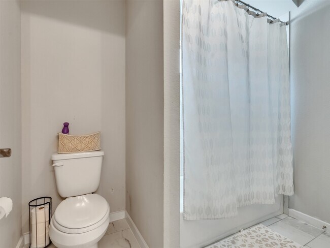 Building Photo - 251 Upland Dr