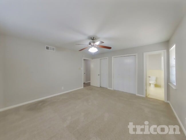 Building Photo - 3240 Springwood Ln