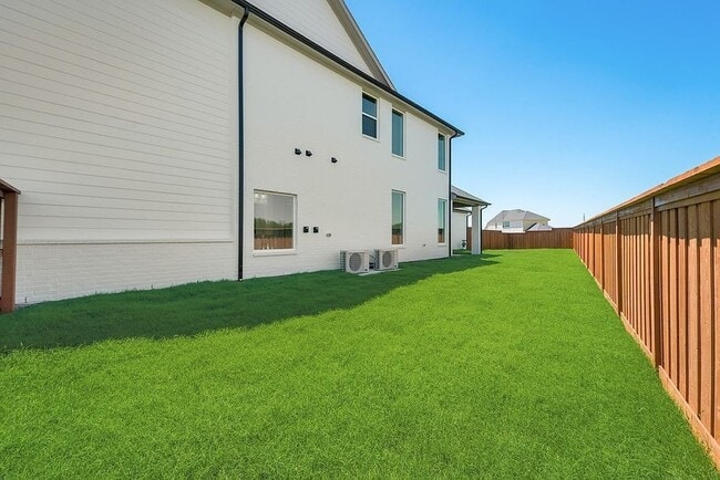 Building Photo - 14011 Bohannon Dr