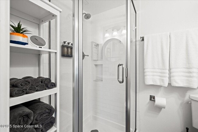 Building Photo - 1350 S Orlando Ave