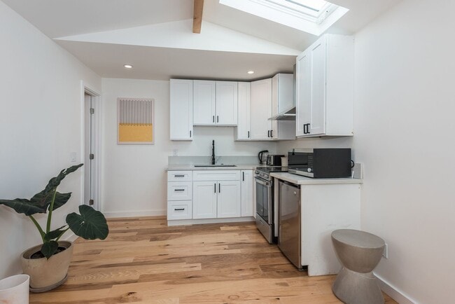 Building Photo - 208 S Voluntario St