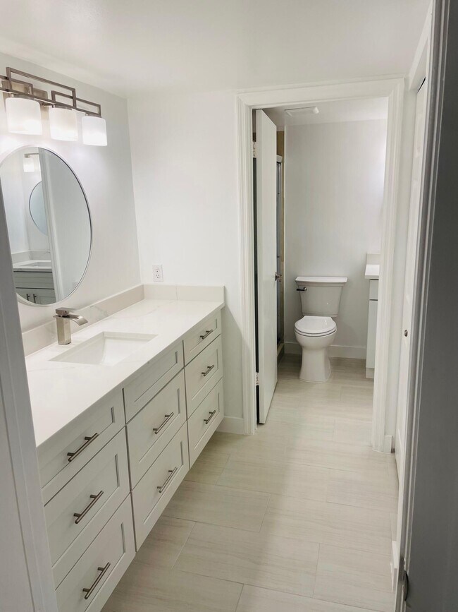 Building Photo - 3561 Pine Needle Dr