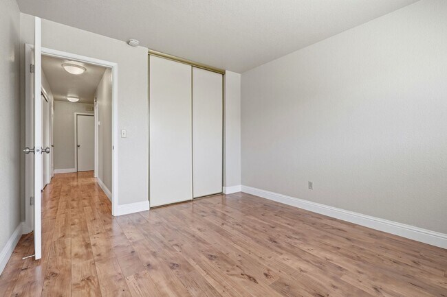 Building Photo - Desirable Adult Community! (55+ years of age community)