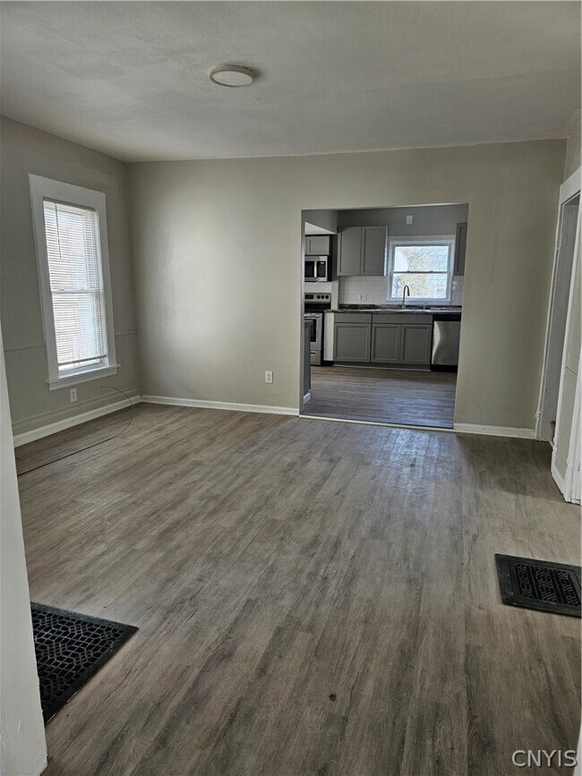 Building Photo - 111 Abell Ave