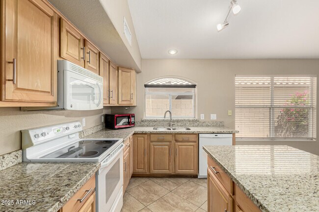 Building Photo - 7927 W Kimberly Way