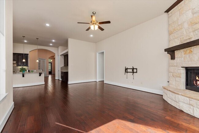 Building Photo - 11231 Dunstan Hill Dr