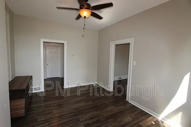 Primary Photo - 606 California Ave
