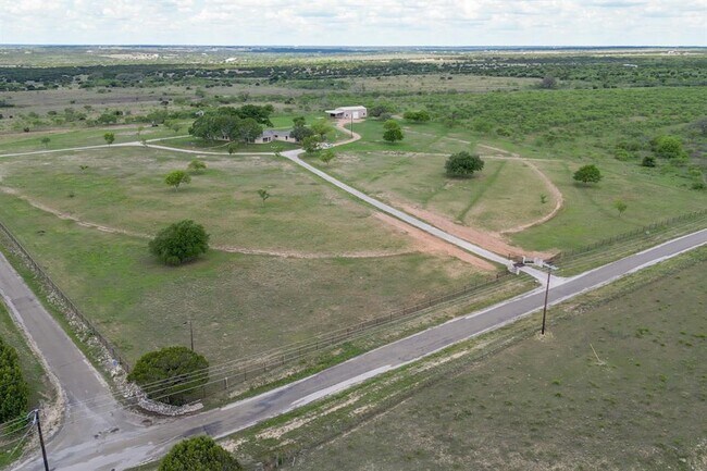 Building Photo - 614 Co Rd 207