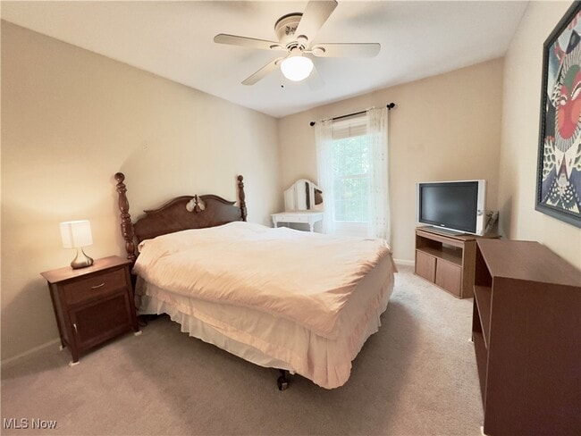 Building Photo - 5825 Nicholson Dr