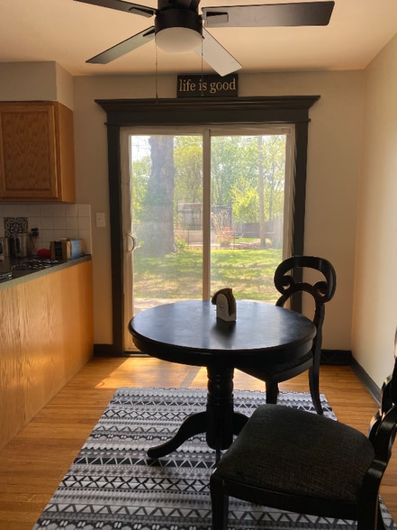 Building Photo - 6017 N Howard Ave