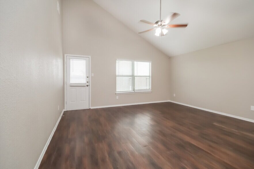 Building Photo - 2122 Harvey Brown School Dr