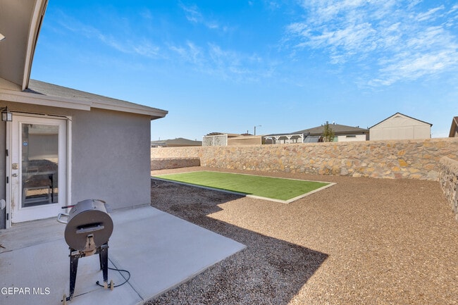 Building Photo - 14557 Desert Poppy Ct