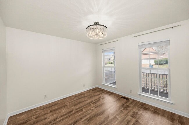 Building Photo - 7028 Sugarplum Rd