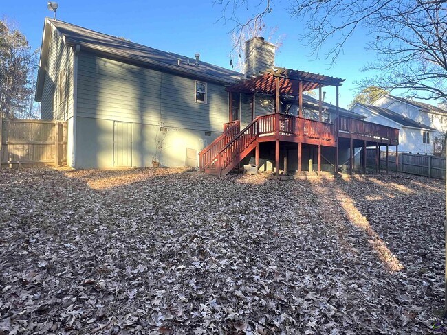 Building Photo - 115 Wedgewood Ct