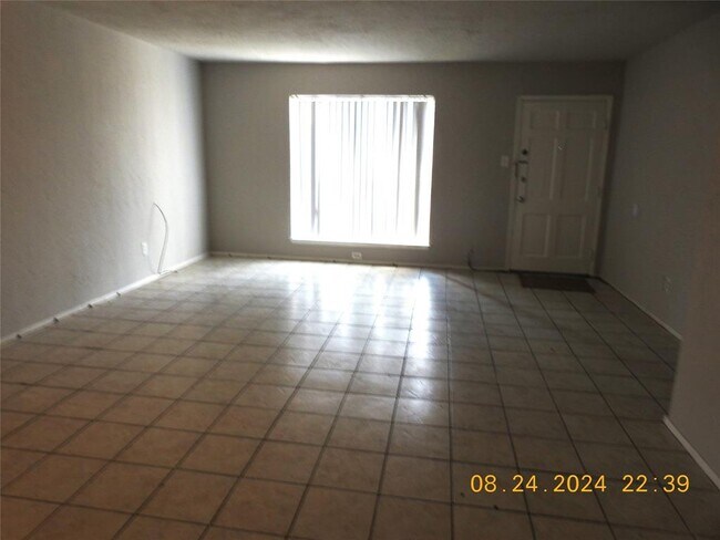 Building Photo - 6305 Westward St