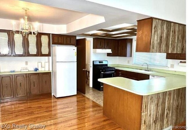 Building Photo - 13770 White Cap Dr