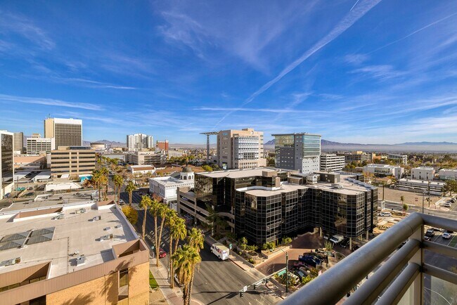 Building Photo - FULLY FURNISHED - JUHL - 2 BEDROOM 2 BATH WITH 2 PARKING SPACES