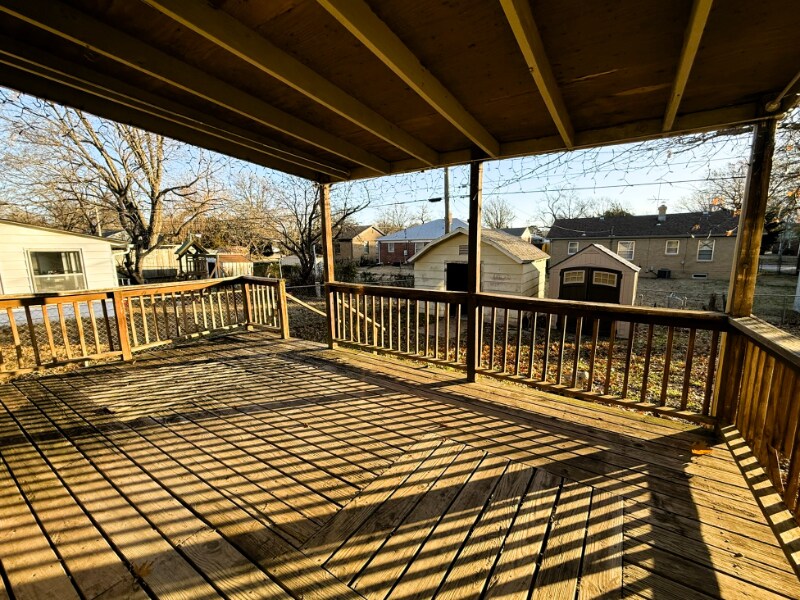 Building Photo - 1114 S Waverly St