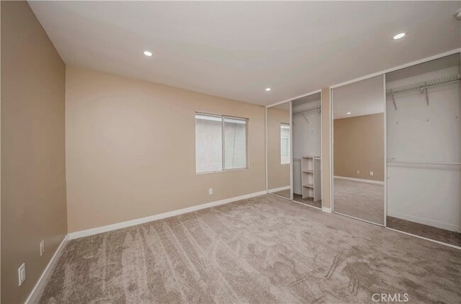 Building Photo - 5338 Chariton Ave