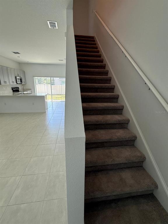 Building Photo - 3208 Skyline Lp