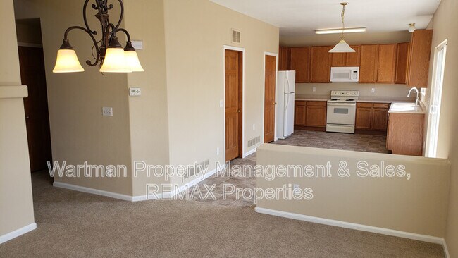 Building Photo - 4681 Tetman Ln