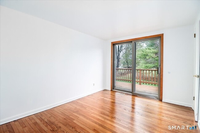 Building Photo - 10 Bonnybrook Dr